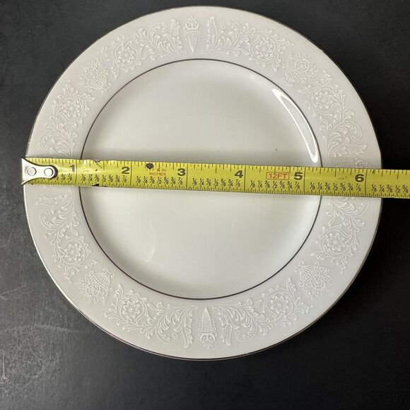 CROWN VICTORIA Lovelace 7 Bread & Butter Plates White w/Flowers & Urns - Picture 4 of 11